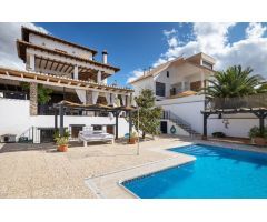 Chalet en Venta en La Zubia, Granada