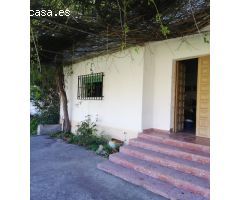 Casa de campo con gran terreno en Vélez Benaudalla