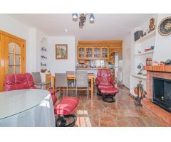 ¡Oportunidad Única! Se Vende Magnífica Casa en Esquina con Amplia Parcela