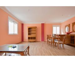 ¡MAGNIFICA CASA EN ALFACAR! Espaciosa, luminosa, versátil... y  amueblada