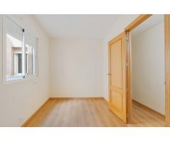 ¡Oportunidad en el centro de Padul! Dúplex con terraza de ensueño!.