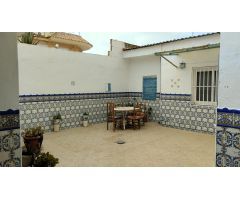 CASA DE PUEBLO EN BANAGUASSIL