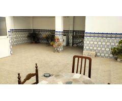CASA DE PUEBLO EN BANAGUASSIL