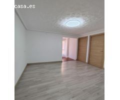 Piso en Venta en Valencia de las Torres, Valencia