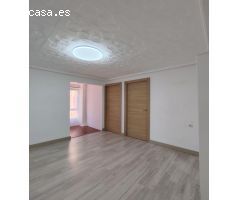 Piso en Venta en Valencia de las Torres, Valencia