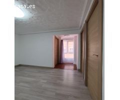 Piso en Venta en Valencia de las Torres, Valencia