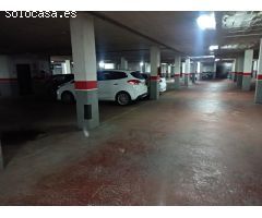 PLAZA DE PARQUING PARA COCHE MEDIANO /PEQUEÑO