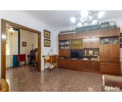 ESPECTACULAR FINCA CANTONERA A LA PLAÇA  DEL CELLER