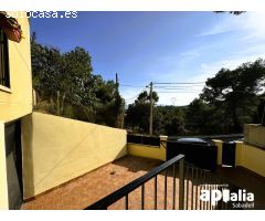 CASA A 4 VENTS SEMI NOVA A VALLÈS PARK