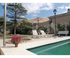 Espectacular chalet INDIVIDUAL CON PISCINA PRIVADA!