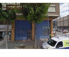 LOCAL COMERCIAL EN CAP PONT