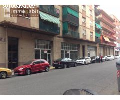 LOCAL DE 80 M2 MAS 55 M2 DE ALTILLO EN CAP PONT