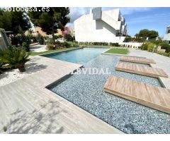 OBRA NUEVA EN LOS BALCONES DE TORREVIEJA. PROPIEDAD EN URBANIZACIÓN DE LUJO.  4 PISCINAS