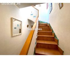 PRECIOSO CHALET ADOSADO EN ORIHUELA