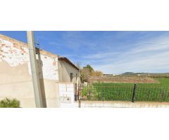 CASA CON PARCELA EN DESAMPARADOS