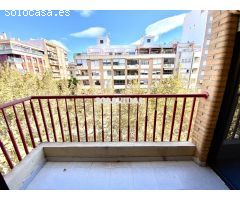 PISO EN AVENIDA TEODOMIRO DE ORIHUELA  VIVIENDA EN LOS ANDENES, DISPONE DE 3 AMPLIOS DORMITORIOS, 2
