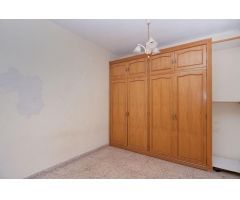 VIVIENDA DE BANCO EN HURCHILLO
