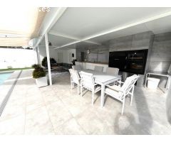 SOL8VIDAL VENDE CHALET EN MONTEPINAR-ORIHUELA