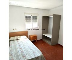 VIVIENDA SITUADA A 5 MINUTOS DE ORIHUELA, EN LA VEREDA BUENA VIDA. DISPONE DE 4 DORMITORIOS, COCINA