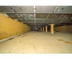 Nave industrial de 2631 m² en venta, ubicada en el polígono industrial de la localidad de Finestrat