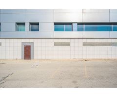 Nave industrial de 2631 m² en venta, ubicada en el polígono industrial de la localidad de Finestrat