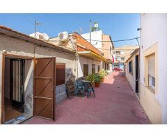 VIVIENDA DE BANCO EN DESAMPARADOS