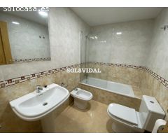 PISO NUEVO CON PISCINA EN ALMORADÍ. PROPIEDAD A ESTRENAR