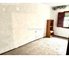Casa con encanto y gran jardín en el casco histórico de Orihuela – Zona Cruz Roja  Se vende preciosa