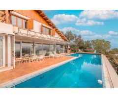 Chalet de diseño espectacular en Pineda Bages.