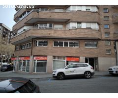 Despacho esquinero  - Passeig Pere III