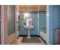 Casa en venta en el centro de Manresa - Ideal para negocio e inversión