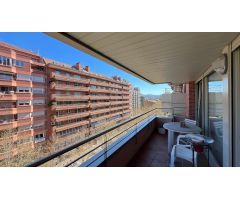PISO DE 4 EN EL CENTRO MANRESA DE 4 HABITACIONES