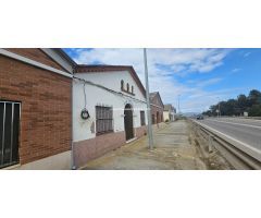 Casa con terreno 3 hab.