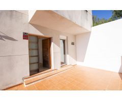 Casa con carácter, vistas a la montaña y piscina privada en Olivella