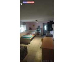 SE VENDE BONITO PISO EN MALEJAN