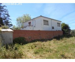 Vendo Casa independiente con terreno en Dévanos