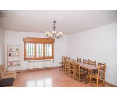 VENTA DE CASA CON FINCA RÚSTICA (SUMA DE 4.000M2)