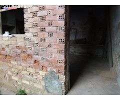 SE VENDE CASA CON GARAJE EN TARAZONA
