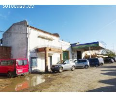 Nave, local, piso y finca urbana industrial  de 1.430 M2.