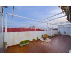 Ático con terraza de ensueño, orientación sur y sol todo el día (Alicante centro)