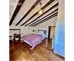 Casa Rústica con Historia del Siglo XVIII en Villanueva del Rosario – Tradición y Naturaleza