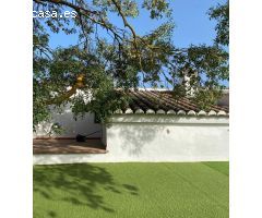 Casa Rústica con Historia del Siglo XVIII en Villanueva del Rosario – Tradición y Naturaleza