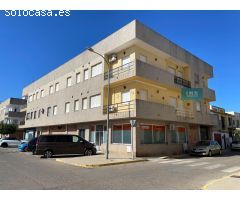 Local en venta en Brenes, Avda. Portugal