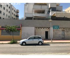Venta de local comercial en Nuevo Bulevar