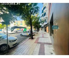 Local muy comercial en venta y alquiler en la Ronda Capuchinos