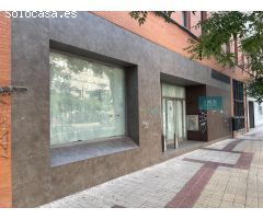 Local muy comercial en venta y alquiler en la Ronda Capuchinos