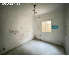 Casa 5D en venta en Carrión de los Céspedes