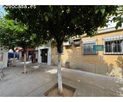 Bajo exterior en venta en calle Otoño