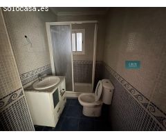 Bajo exterior en venta en calle Otoño