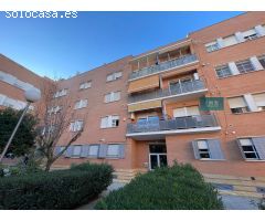 Amplio piso de 3 dormitorios en Simón Verde (Mairena del Aljarafe)
